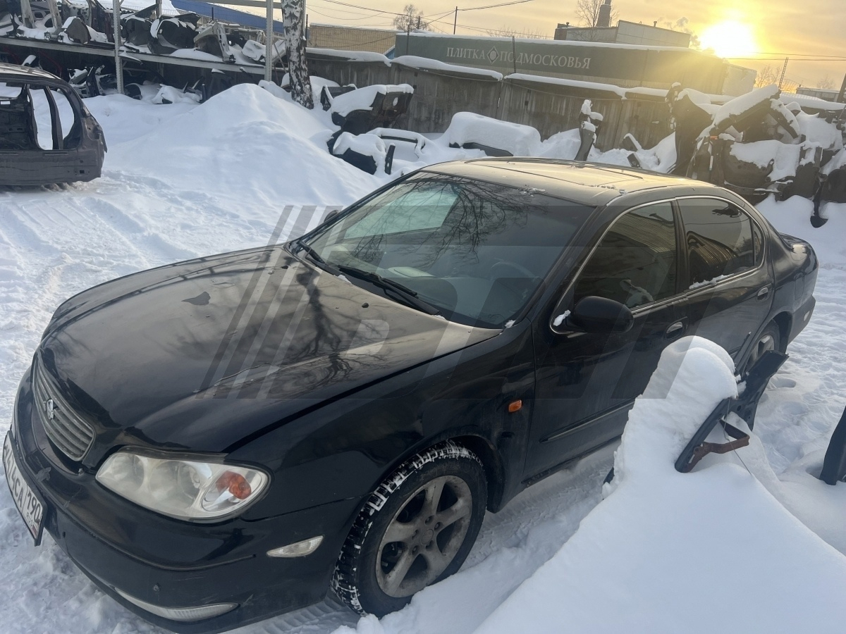 Разборка Nissan Maxima 2001 г.в. с пробегом 250 000 км