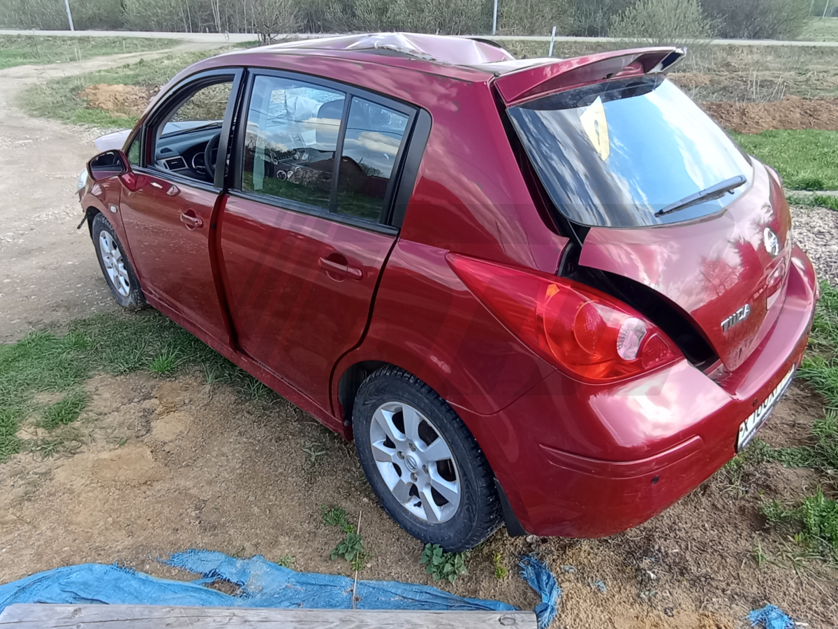 Разборка Nissan Tiida 2013 г.в. с пробегом 120 000 км