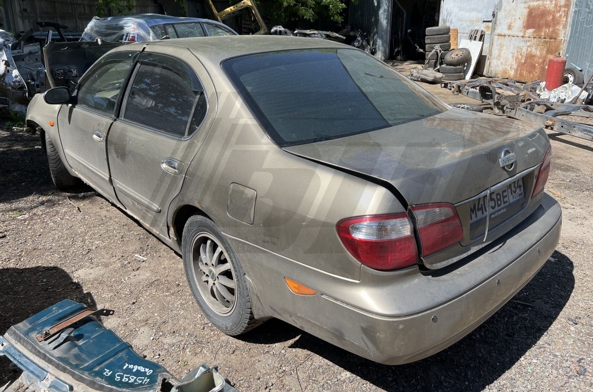 Разборка Nissan Maxima 2004 г.в. с пробегом 300 000 км