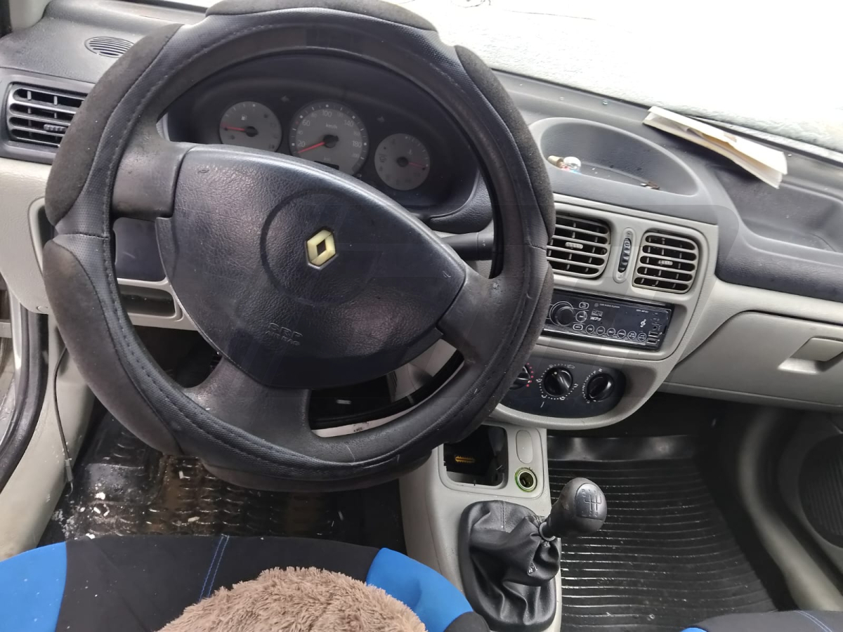 Разборка Renault Symbol 2005 г.в. с пробегом 200 000 км