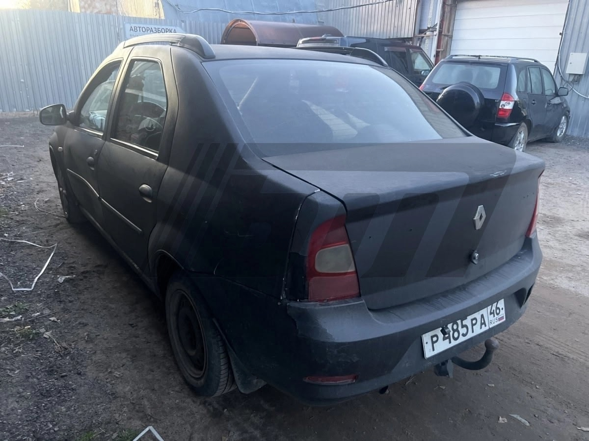 Разборка Renault Logan 2010 г.в. с пробегом 300 000 км