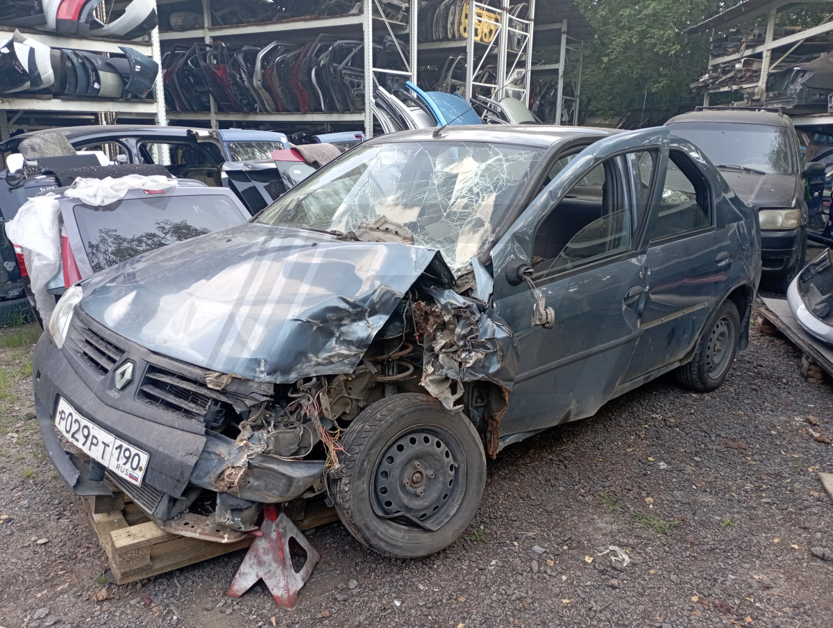 Разборка Renault Logan 2011 г.в. с пробегом 156 000 км