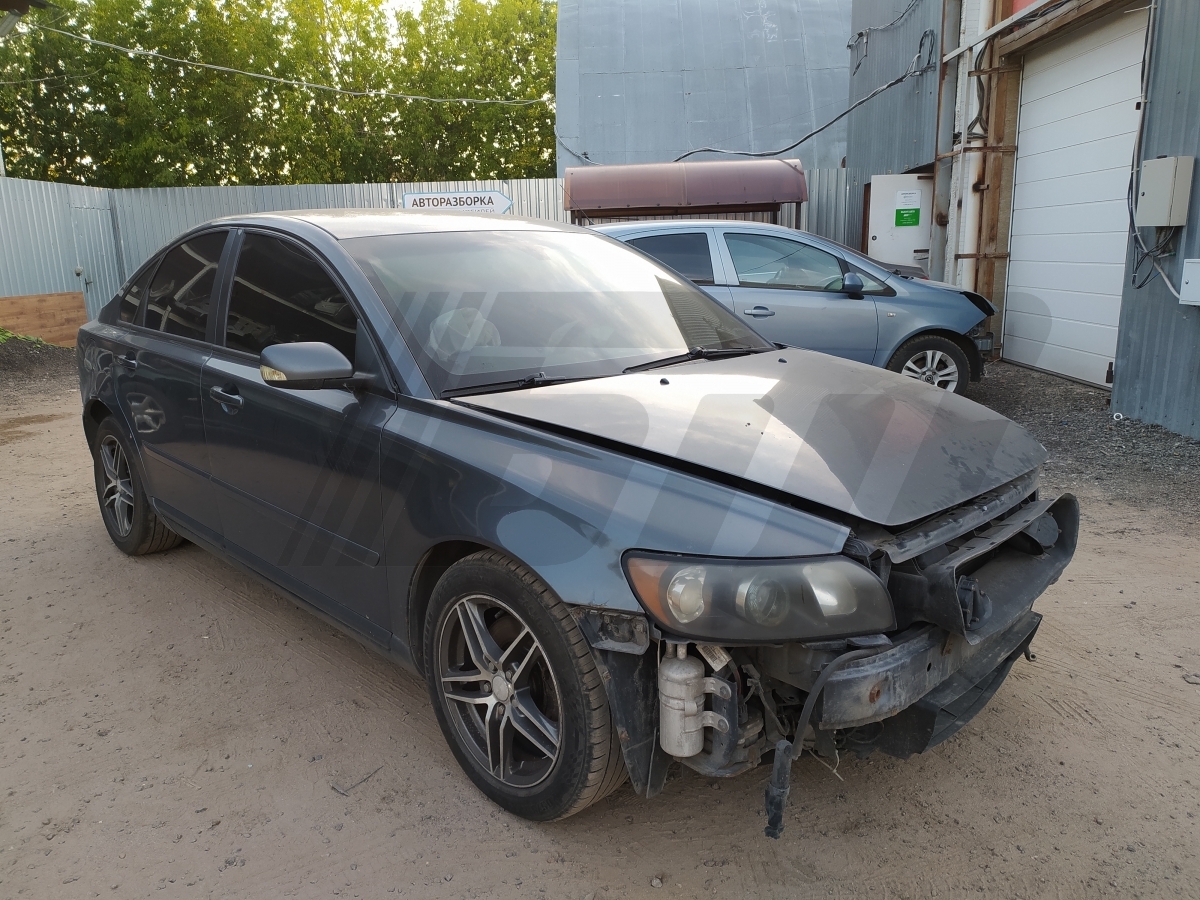 Разборка Volvo S40 2004 г.в. с пробегом 220 000 км