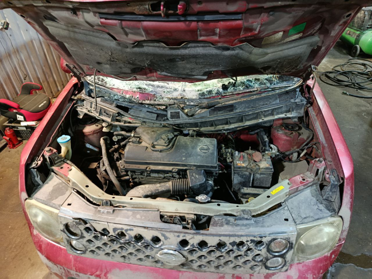 Разборка Nissan Cube 2006 г.в. с пробегом 160 000 км