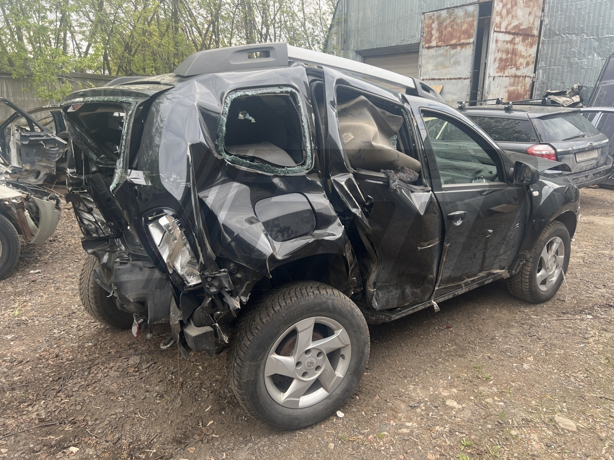 Разборка Renault Duster 2016 г.в. с пробегом 76 000 км