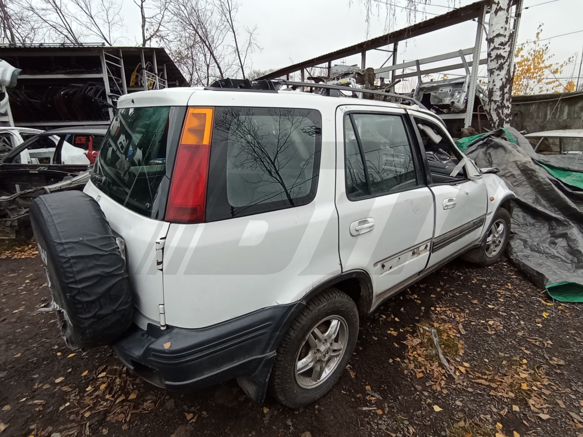 Разборка Honda CR-V 1998 г.в. с пробегом 250 000 км
