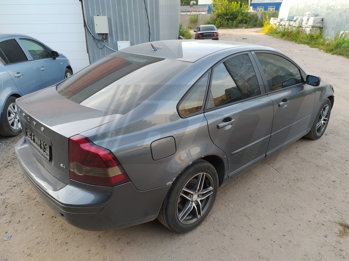 Разборка Volvo S40 2004 г.в. с пробегом 220 000 км