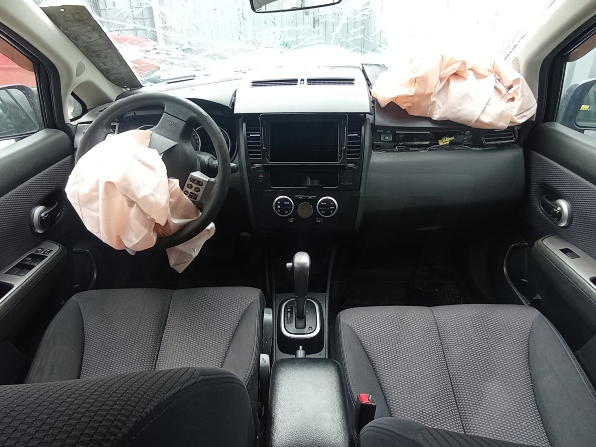 Разборка Nissan Tiida 2008 г.в. с пробегом 231 000 км