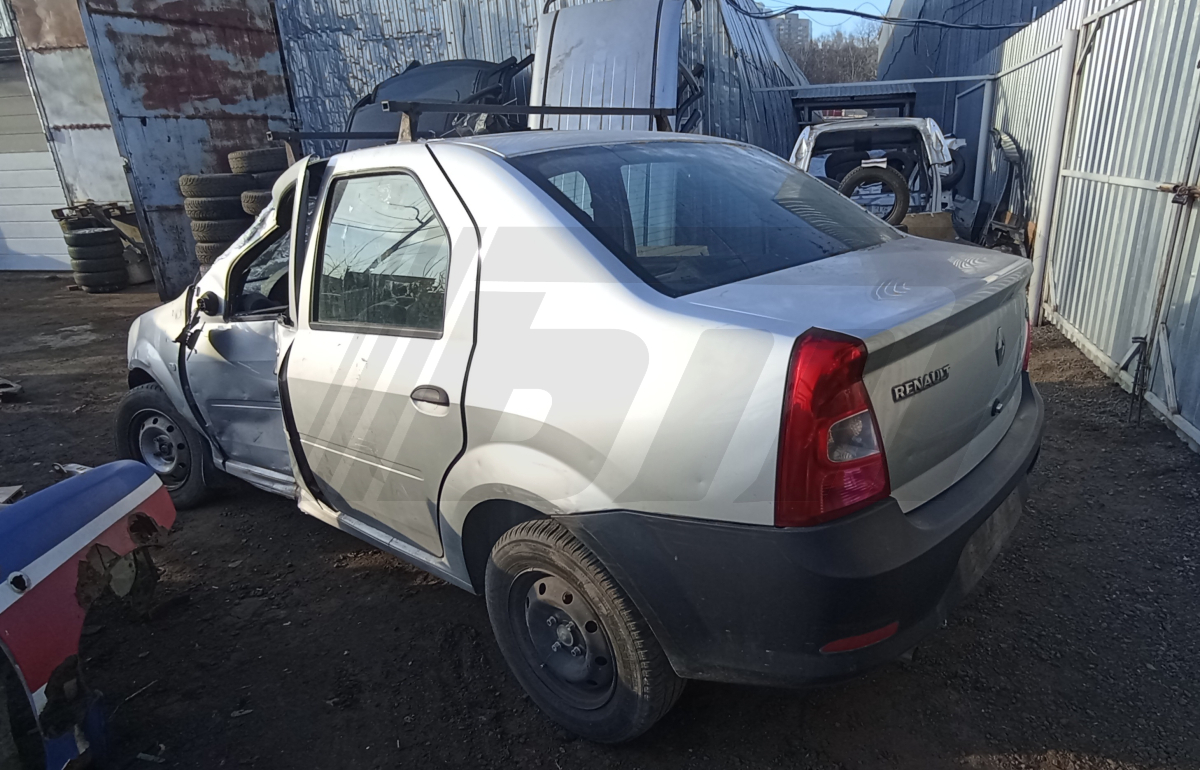 Разборка Renault Logan 2014 г.в. с пробегом 113 000 км