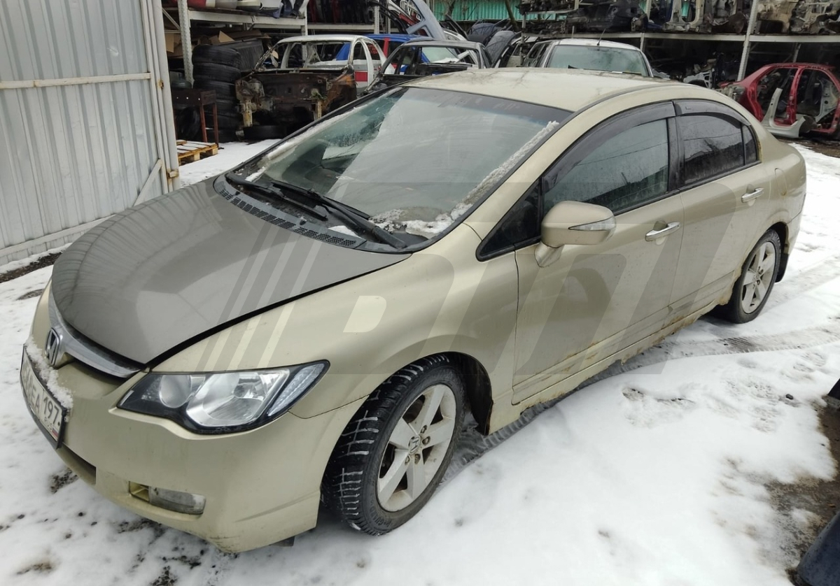 Разборка Honda Civic 2008 г.в. с пробегом 300 000 км