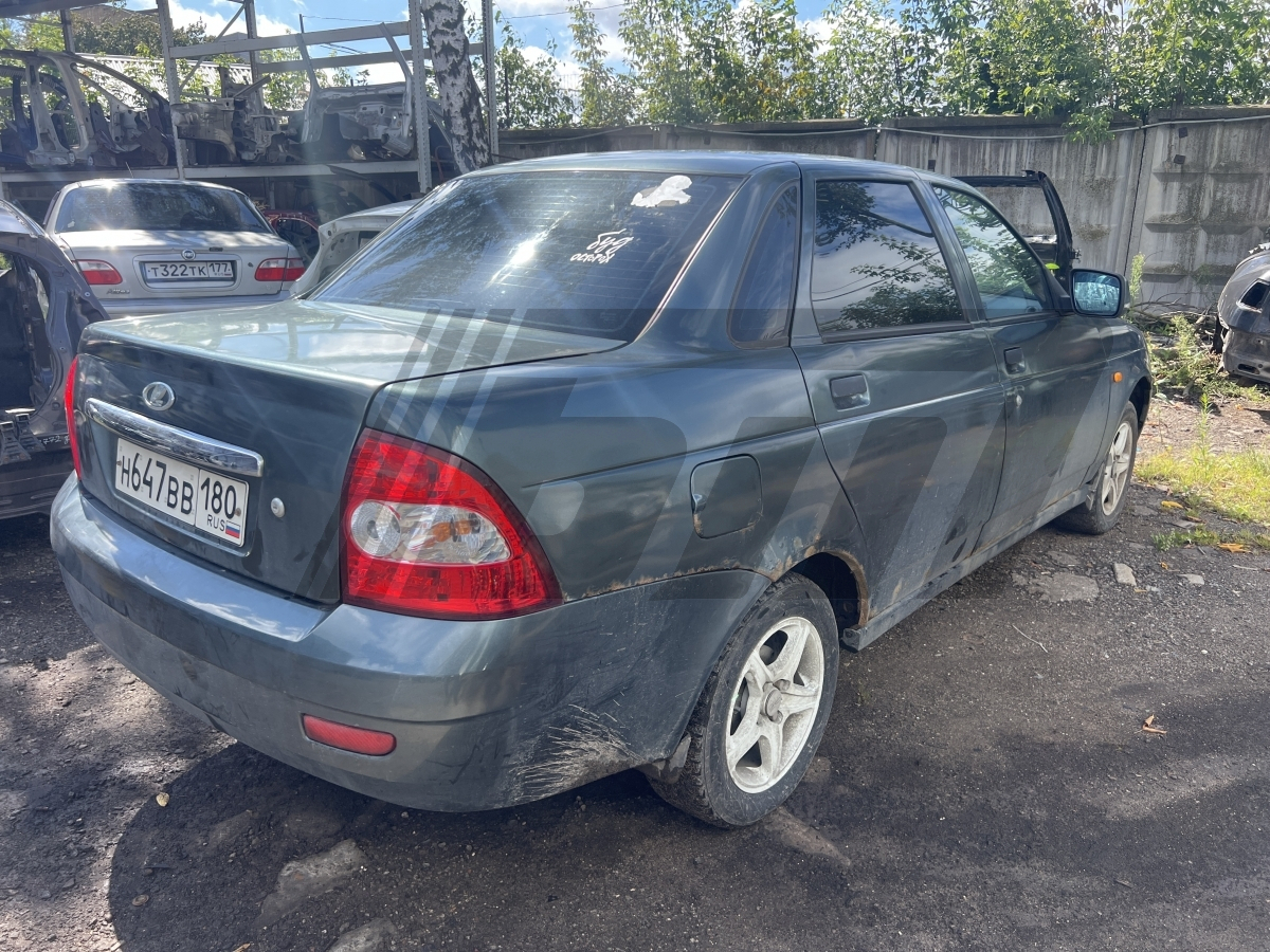 Разборка ВАЗ (Lada) Priora 2007 г.в. с пробегом 200 000 км
