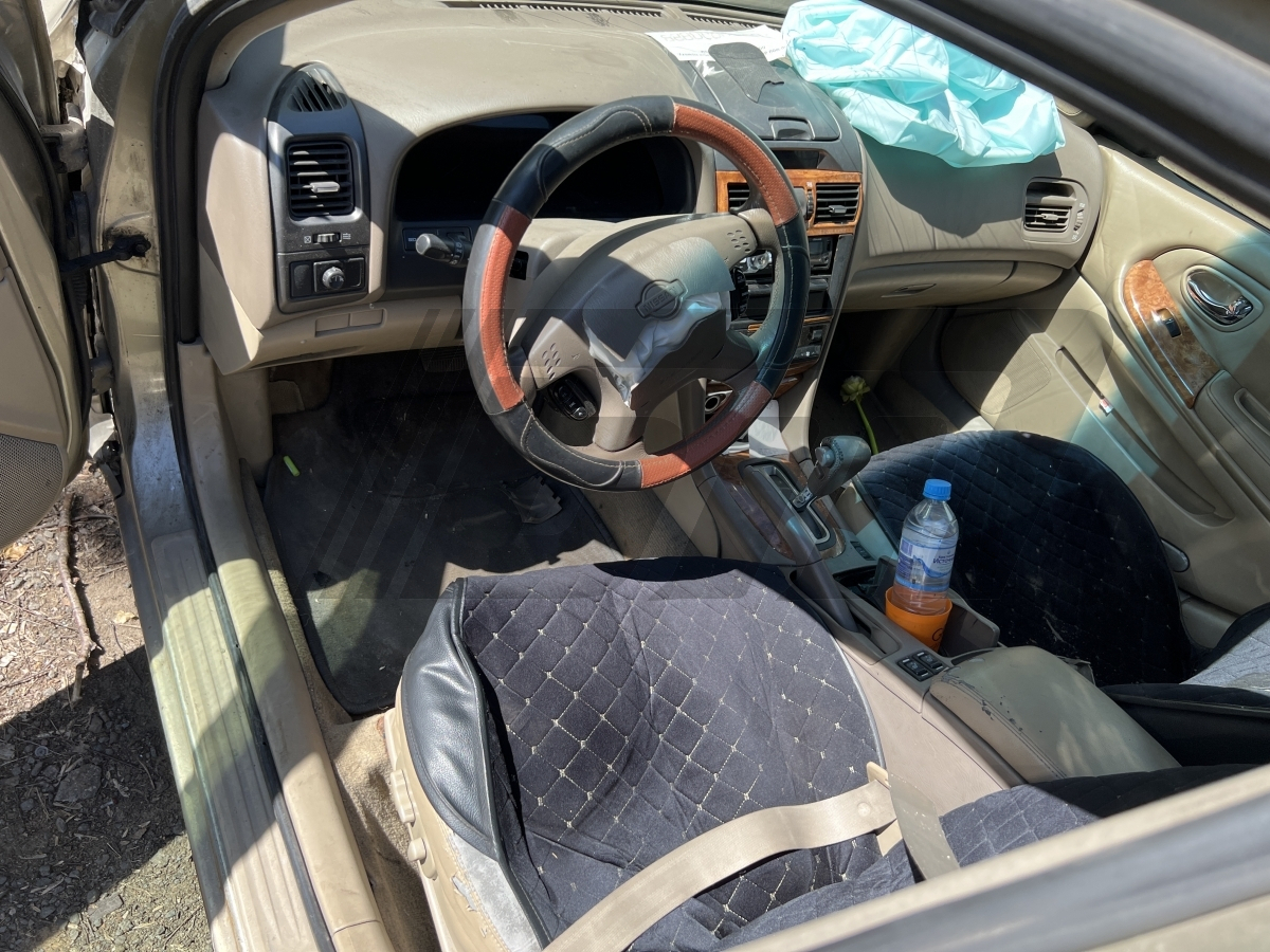 Разборка Nissan Maxima 2004 г.в. с пробегом 300 000 км