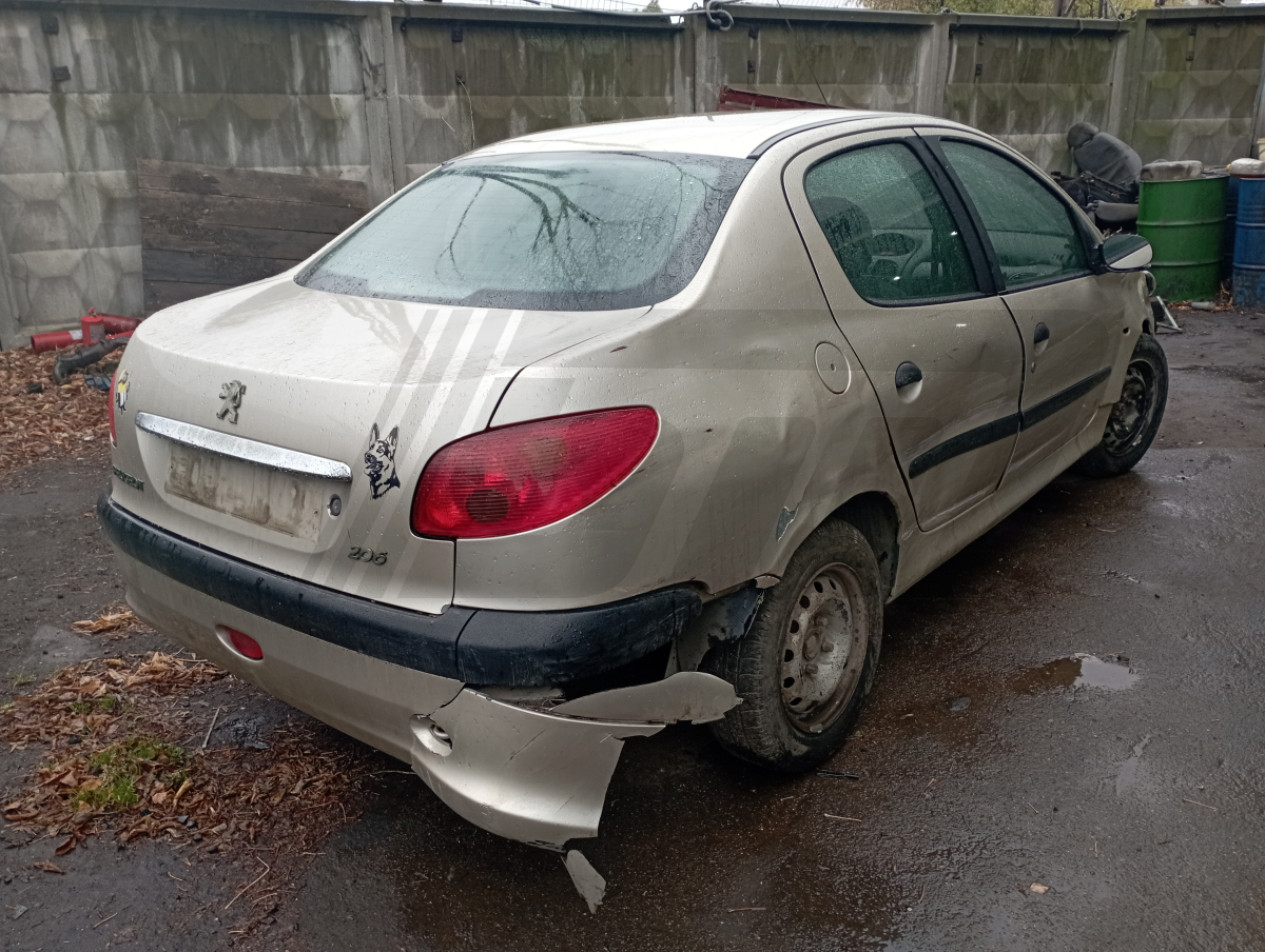 Разборка Peugeot 206 2007 г.в. с пробегом 150 000 км
