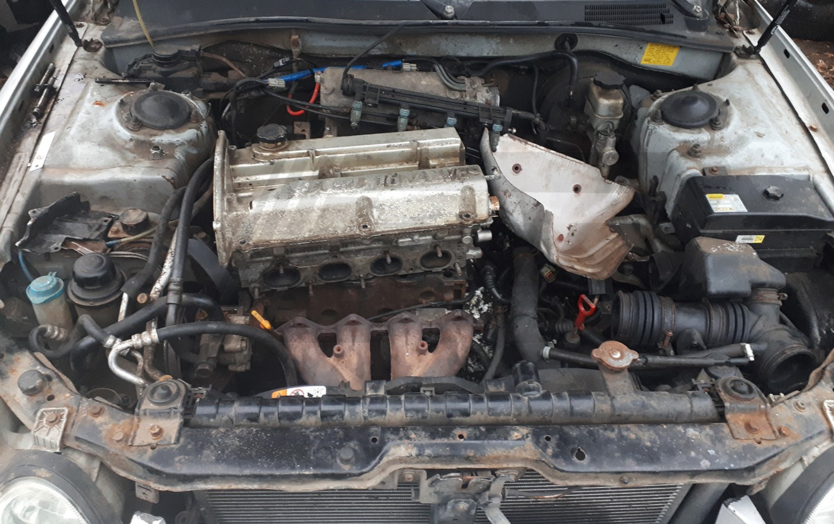 Разборка Hyundai Sonata 2003 г.в. с пробегом 180 000 км
