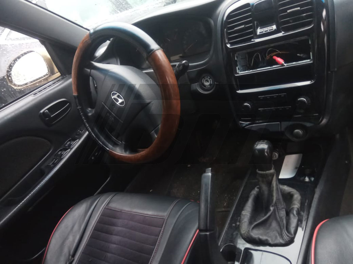 Разборка Hyundai Sonata 2005 г.в. с пробегом 220 000 км