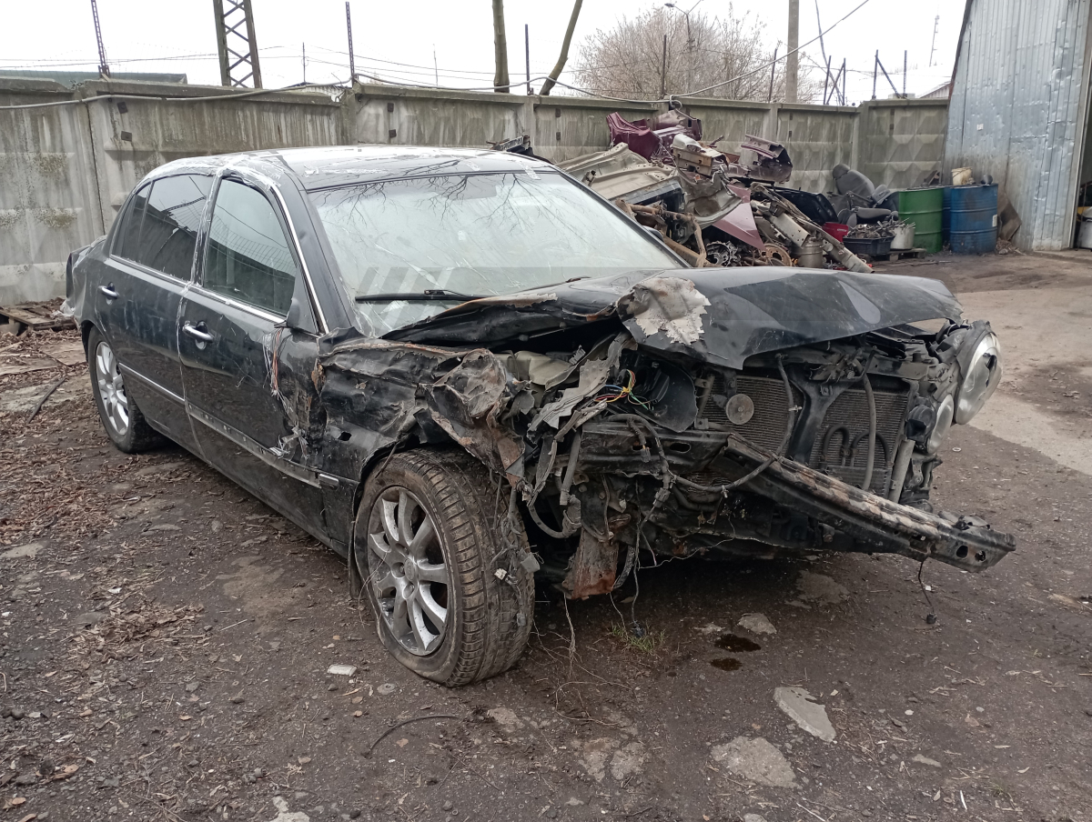 Разборка Kia Opirus/Amanti 2008 г.в. с пробегом 220 000 км