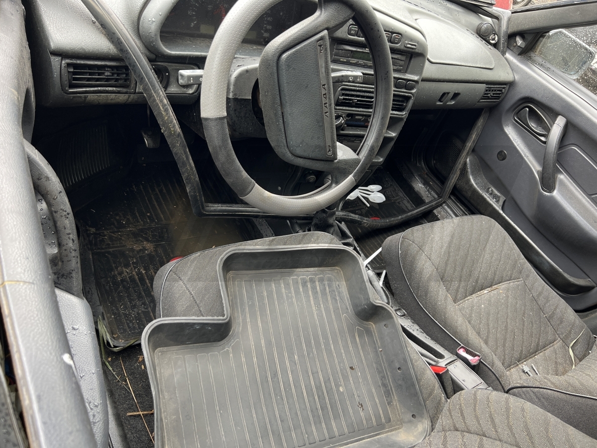 Разборка ВАЗ (Lada) 2115 2003 г.в. с пробегом 180 000 км