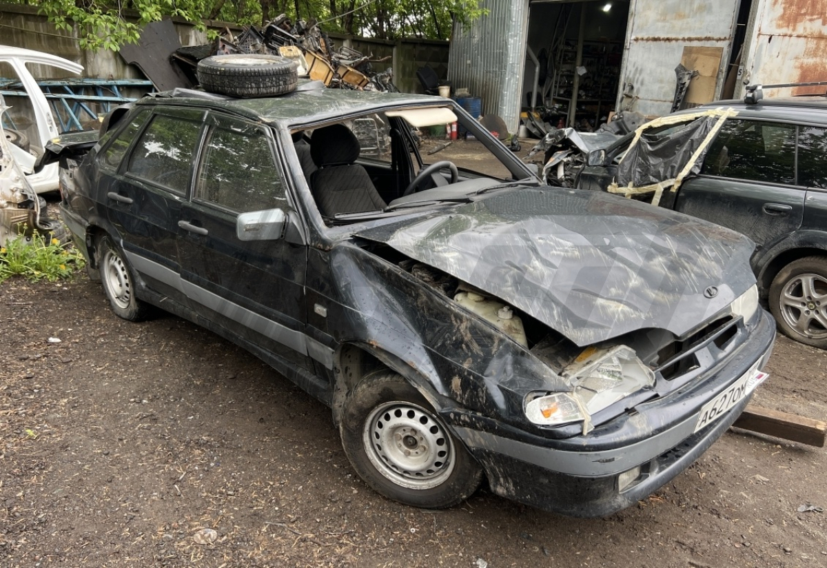 Разборка ВАЗ (Lada) 2115 2003 г.в. с пробегом 180 000 км