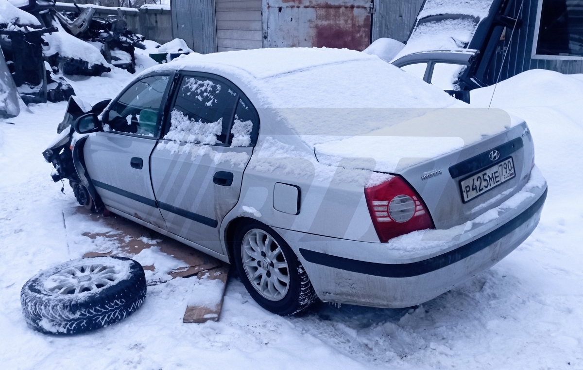 Разборка Hyundai Elantra 2005 г.в. с пробегом 220 000 км