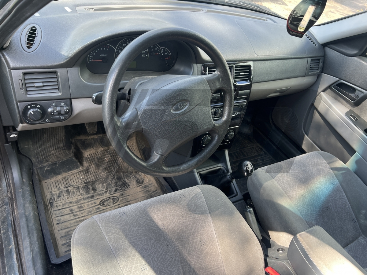 Разборка ВАЗ (Lada) Priora 2007 г.в. с пробегом 200 000 км