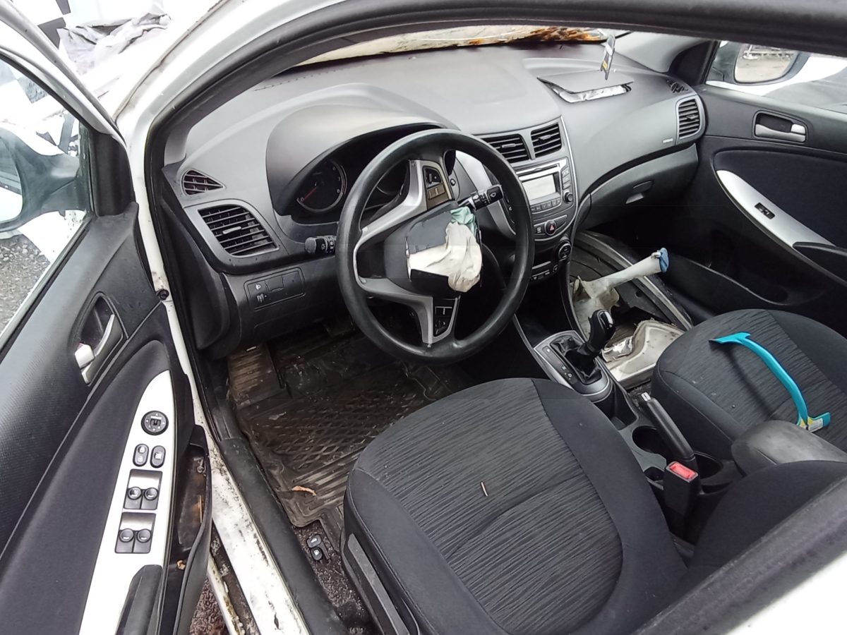 Разборка Hyundai Solaris 2016 г.в. с пробегом 250 000 км