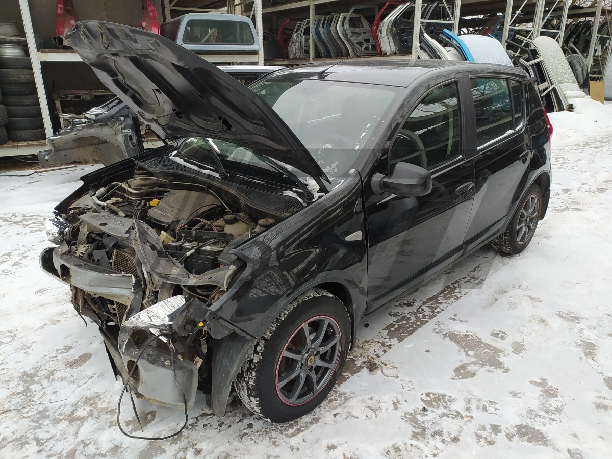 Разборка Renault Sandero 2010 г.в. с пробегом 130 000 км