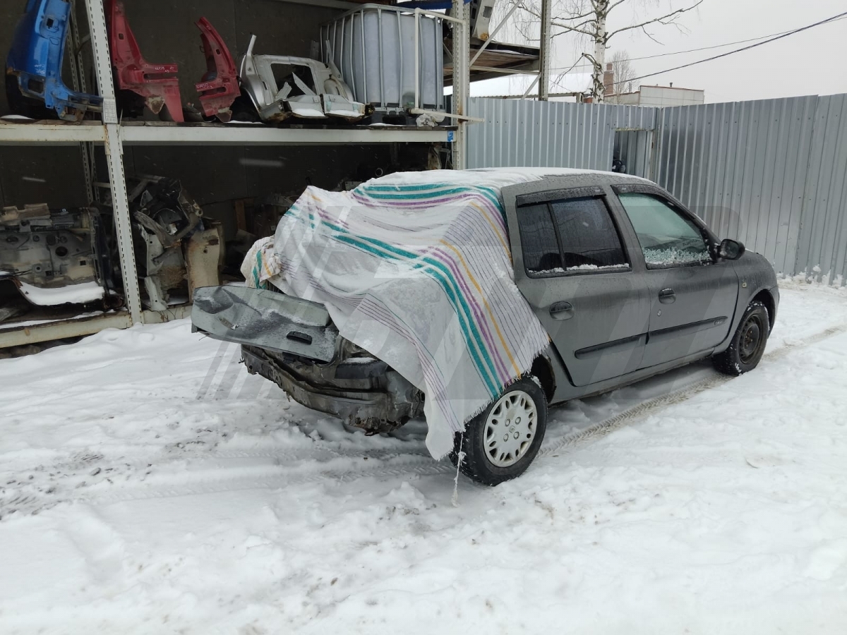 Разборка Renault Symbol 2005 г.в. с пробегом 200 000 км