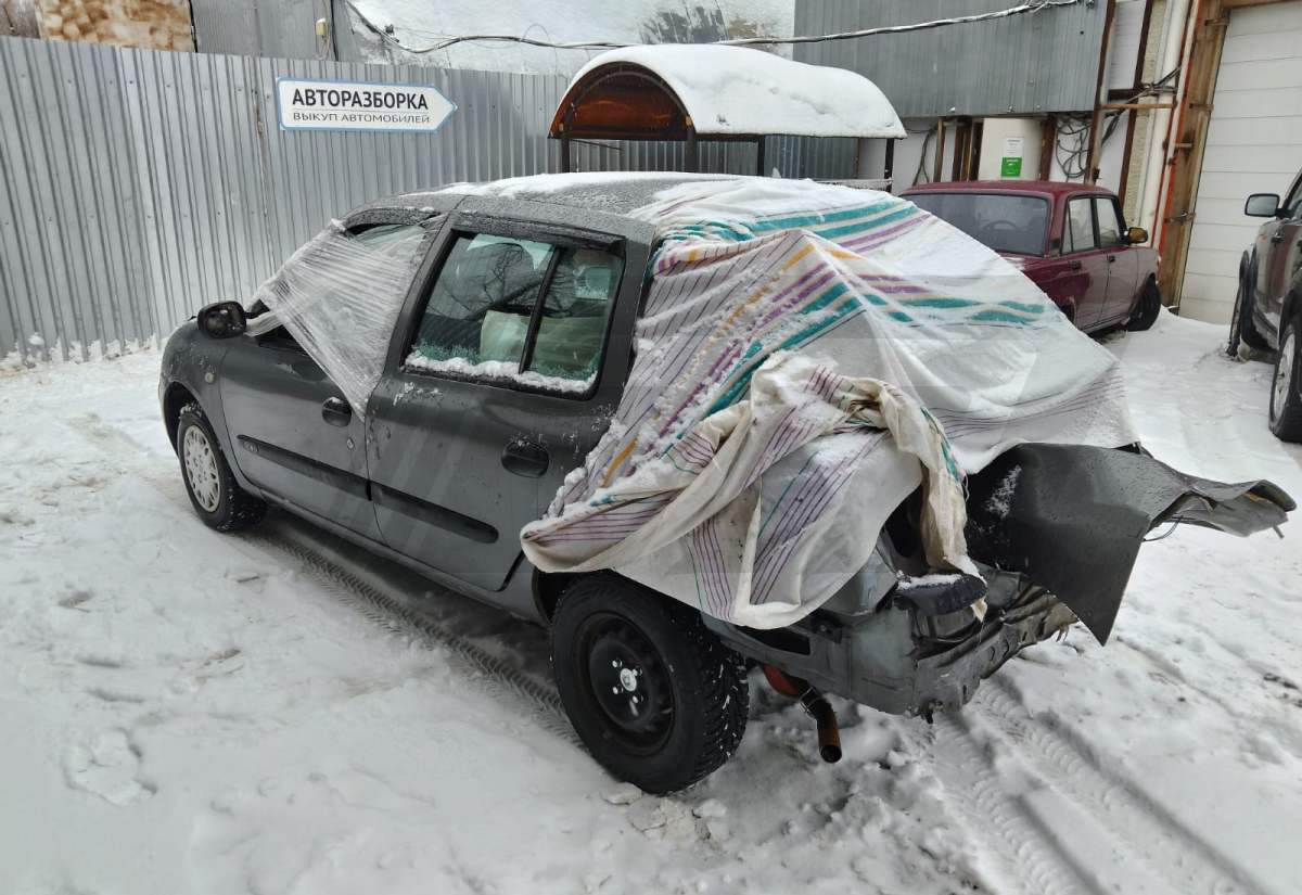 Разборка Renault Symbol 2005 г.в. с пробегом 200 000 км