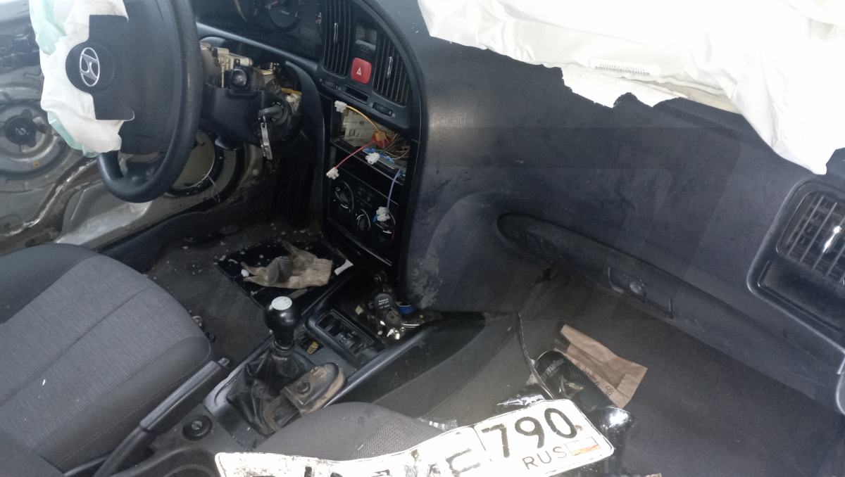 Разборка Hyundai Elantra 2005 г.в. с пробегом 220 000 км