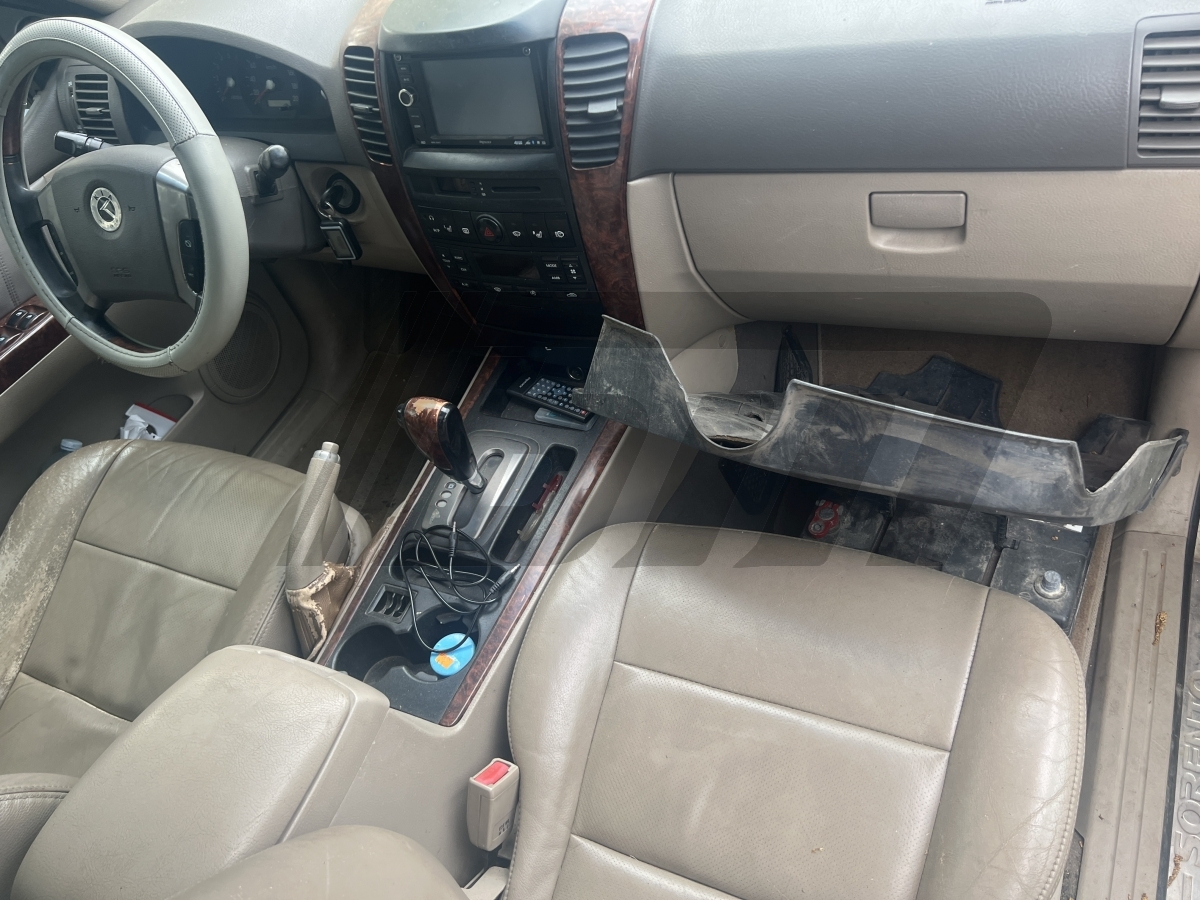 Разборка Kia Sorento 2004 г.в. с пробегом 450 000 км