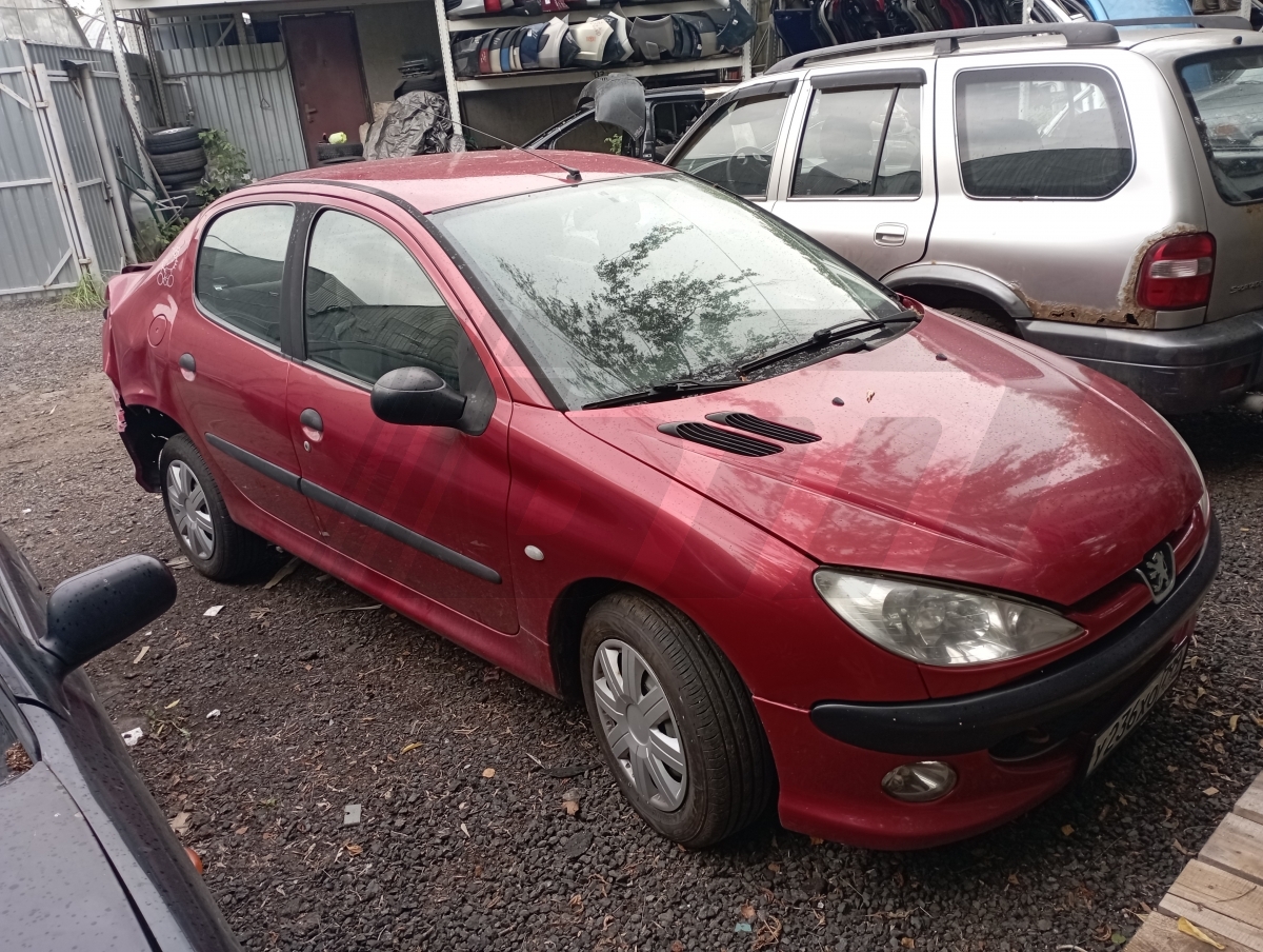 Разборка Peugeot 206 2009 г.в. с пробегом 160 000 км