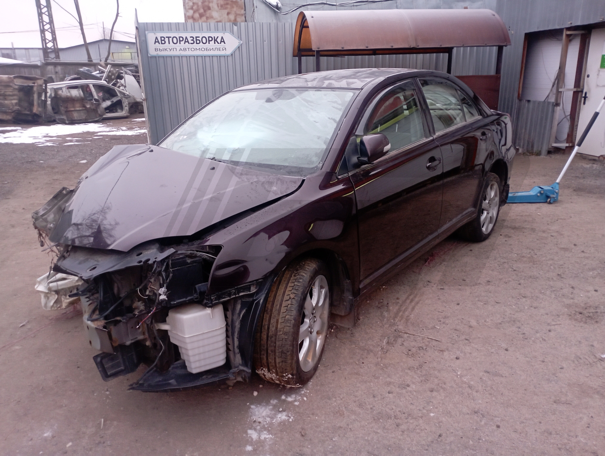 Разборка Toyota Avensis 2006 г.в. с пробегом 200 000 км