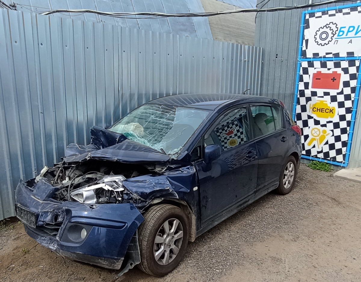 Разборка Nissan Tiida 2008 г.в. с пробегом 231 000 км
