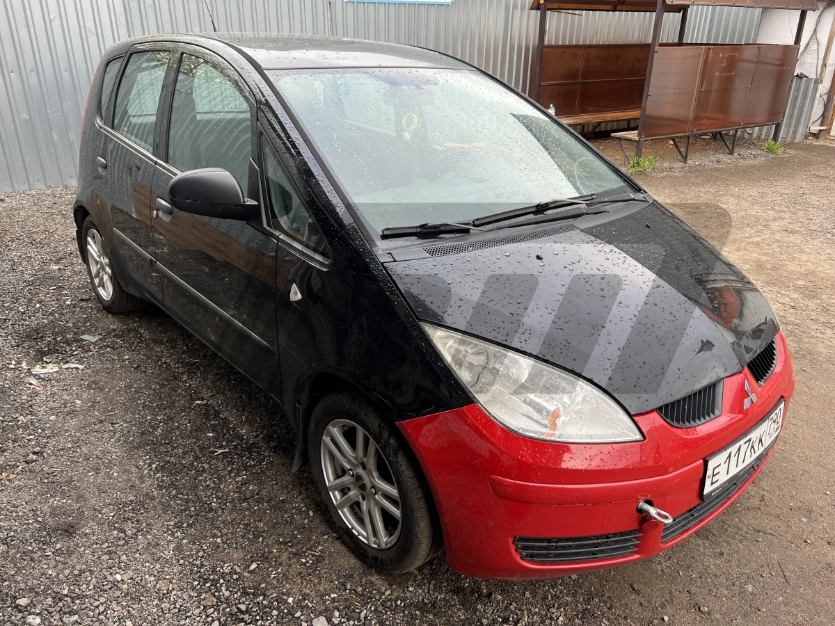 Разборка Mitsubishi Colt 2006 г.в. с пробегом 200 000 км