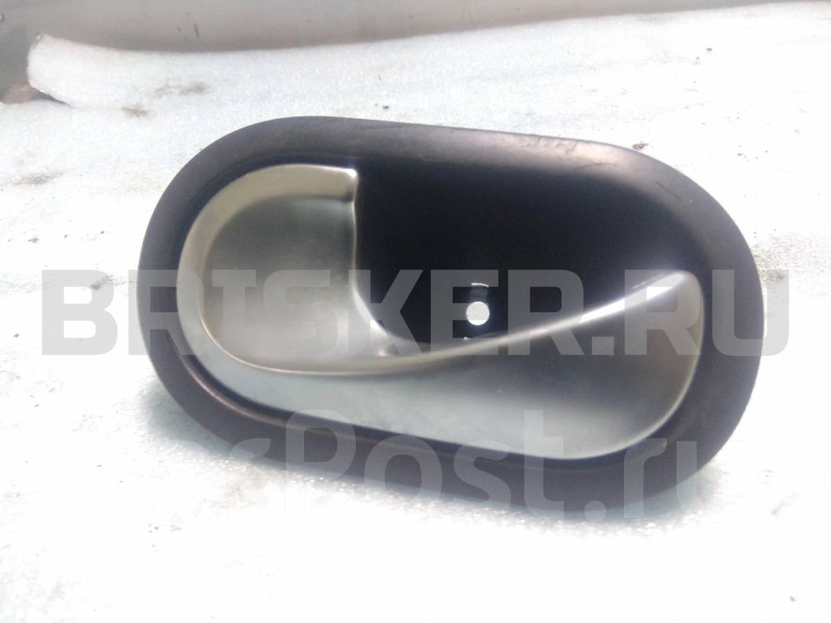 Ручка открывания двери передней левой (внутренняя) на Рено Меган 2 поколение LM05, KM, BM