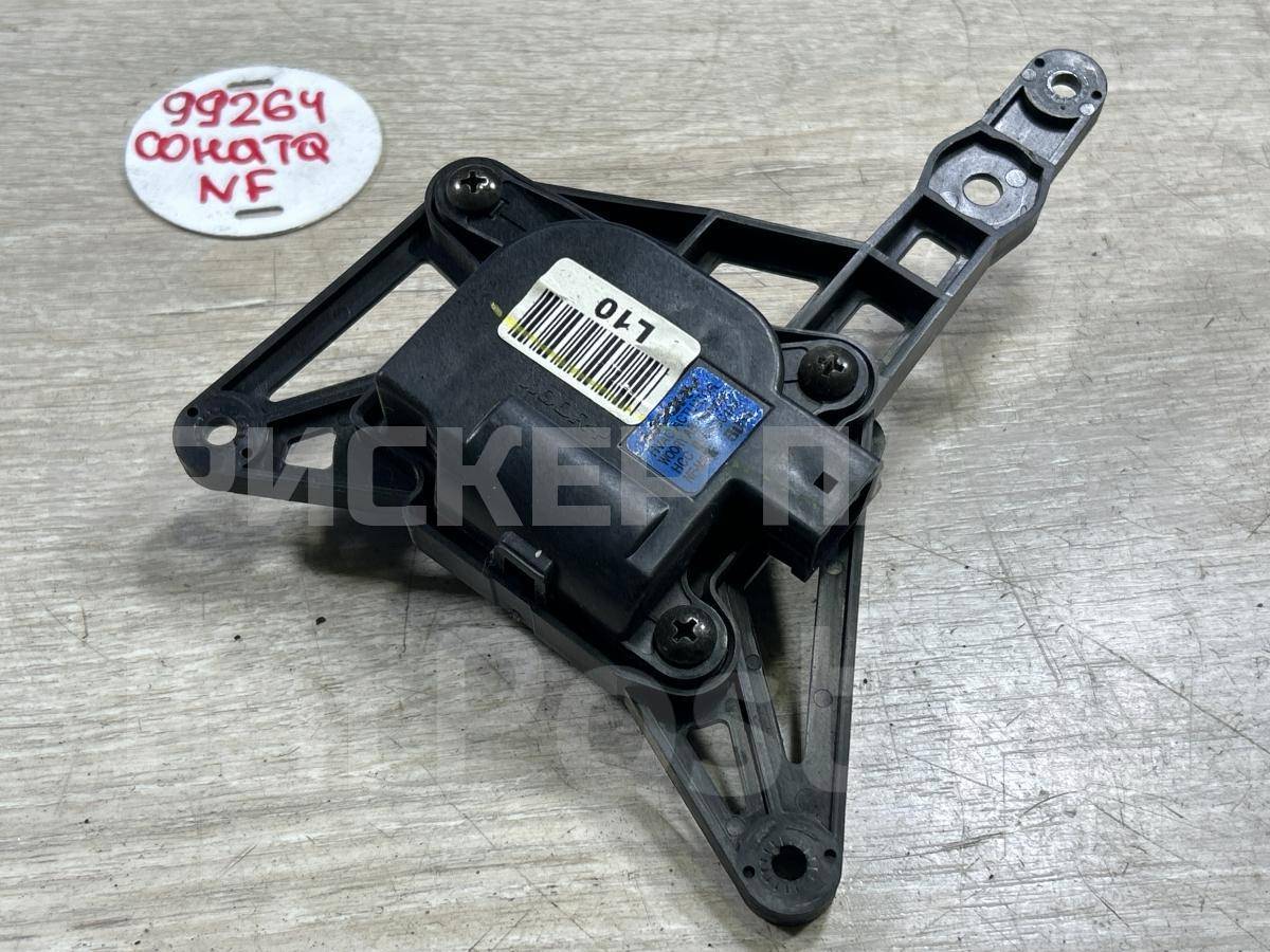 Моторчик заслонки отопителя на Хендай Соната V поколение NF AB19600000