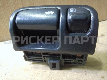 Кнопка открывания багажника на Ниссан Максима A33 253802Y000