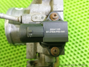 Дроссельная воздушная заслонка (дроссель) для Хонда CR-V 1 (RD1) 16400P3FG51