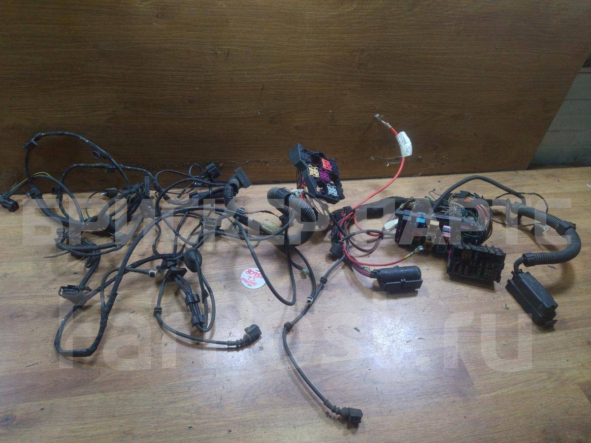 Проводка (коса) моторного отсека на Фольксваген Транспортер Т5 0717236003