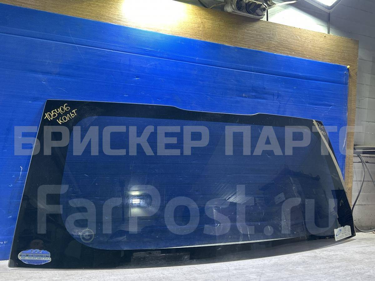 Стекло двери (крышки) багажника на Митсубиси Кольт VI (Z20) MR598449