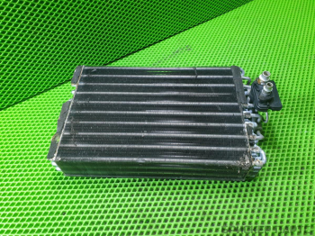 Испаритель (Радиатор салонный) кондиционера для Mercedes (Мерседес) Ц-класс W202 A2028300758