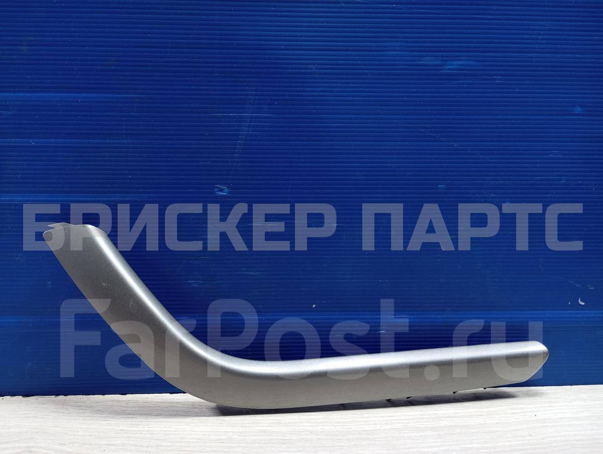 Накладка ручки (облицовка) двери передней правой на Пежо 408 1 поколение 9342T1