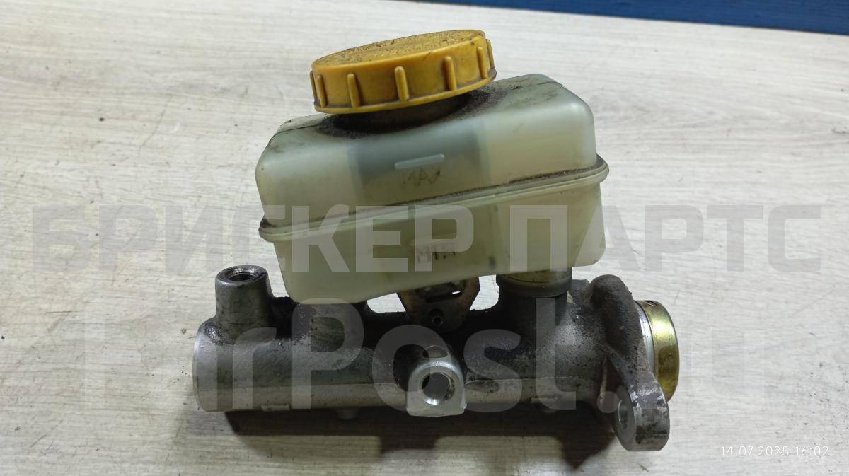 Главный тормозной цилиндр (гтц) на Субару Импреза 2 поколение (GG,GD /G11) 26401FA031