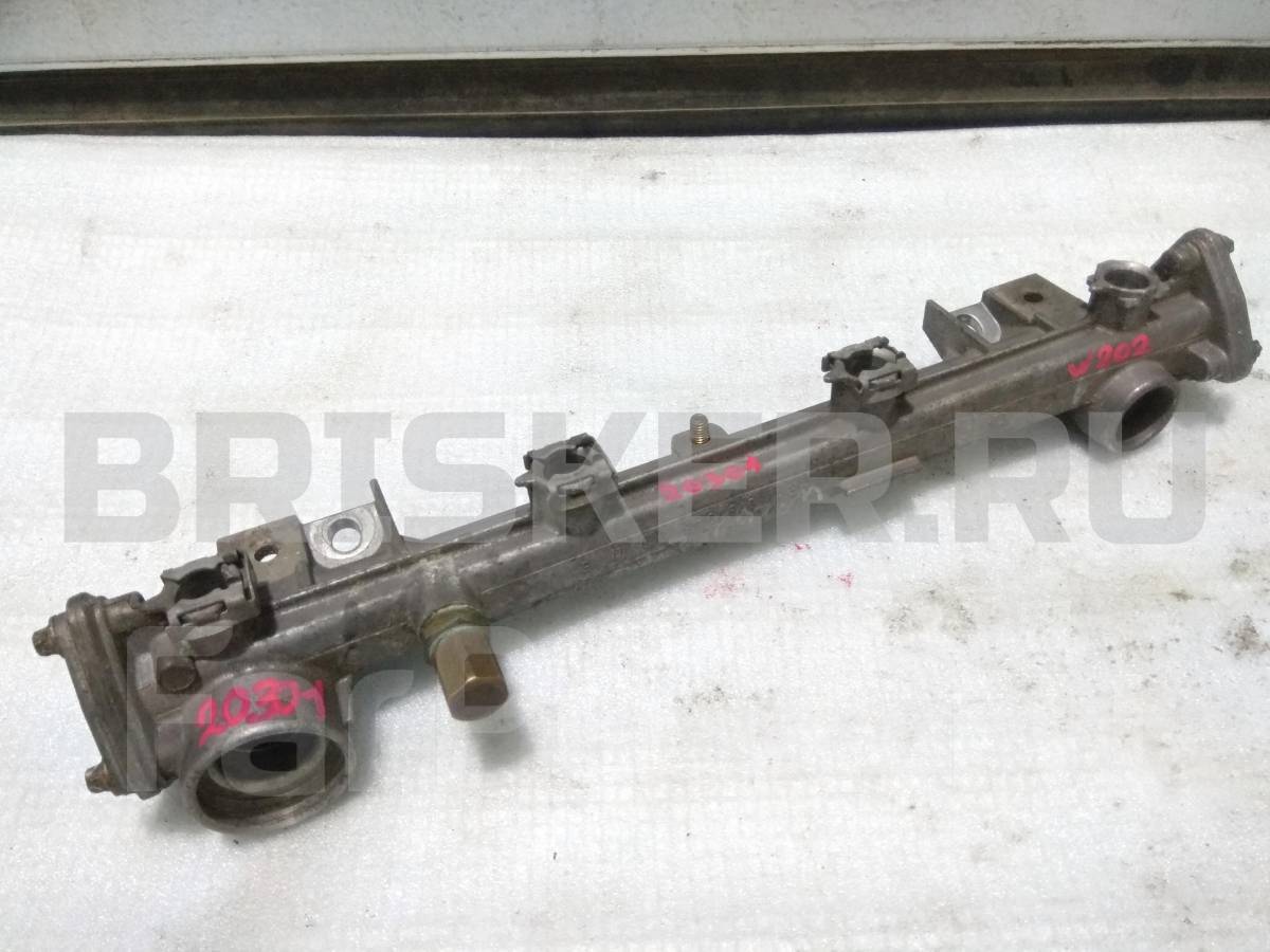 Рейка топливная (рампа) на Мерседес-Бенц Ц-класс W202