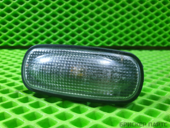 Повторитель на крыло белый для Ленд Ровер Фрилендер I поколение рестайлинг