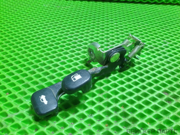 Ручка открывания багажника и лючка бензобака для Киа Серато II поколение