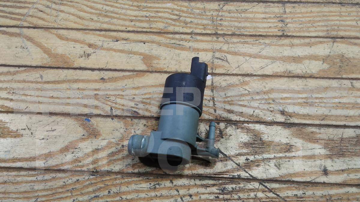 Насос бачка омывателя на Рено Логан I поколение 6001549443