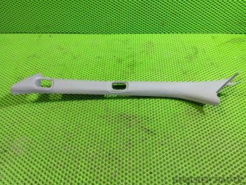 Накладка стойки (облицовка) лобового стекла левая для Мазда Трибьют I серия рестайлинг EP E11068170D05