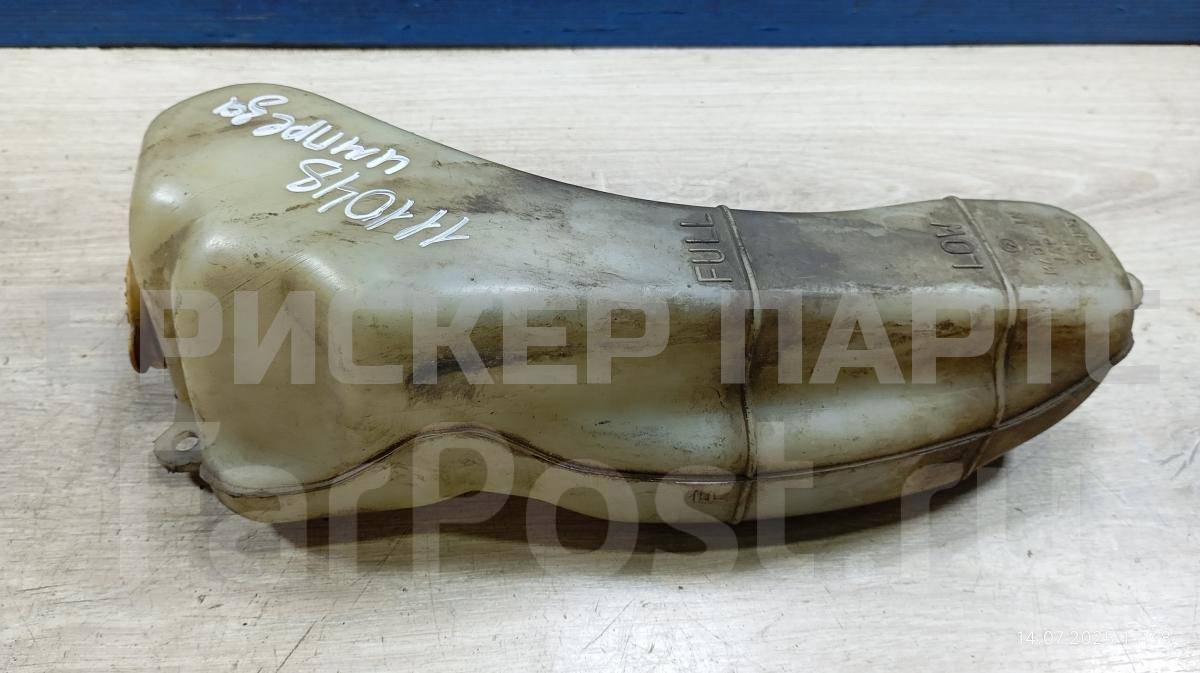 Расширительный бачок охлаждающей жидкости (антифриза, тосола) на Субару Импреза 2 поколение (GG,GD /G11)