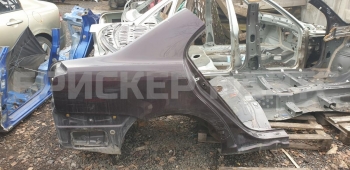Крыло заднее правое на Тойота Авенсис 2 (T250) 6173105050